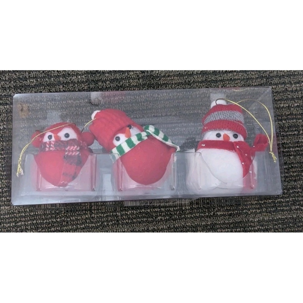 Christmas Bird Ornaments Happy Holidays 3 Mini Walgreens NEW Hats Winter Scarf